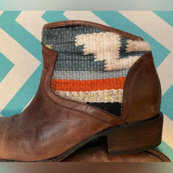 FreeBird Booties - Picture 5 of 9